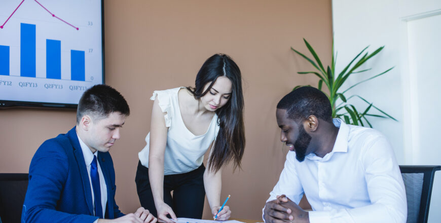 businesswoman-signing-document.jpg